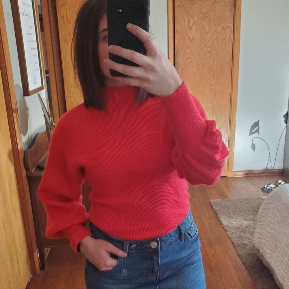 Balloon sleeve sweater